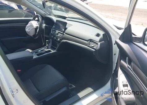 2018 Honda Accord Lx z USA, uszkodzony, nr VIN 1HGCV1F14JA114312